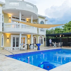 All Hotel To Hotel/Airbnb Transfer in Montego Bay