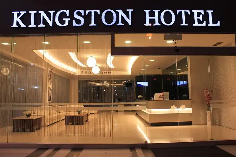 VibraGem Tours Airport Transfer to All Kingston Hotel in Jamaica