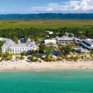 VibraGem Tours Airport Transfer to Riu Palace Tropical Bay in Jamaica